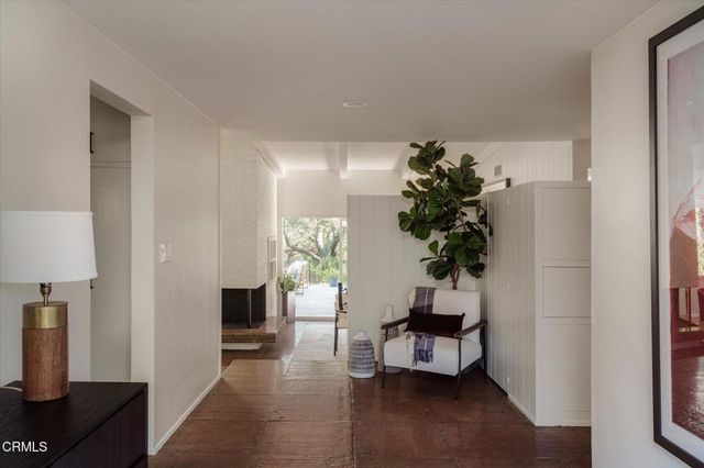 1630 Torcida Drive, La Canada Flintridge, CA 91011