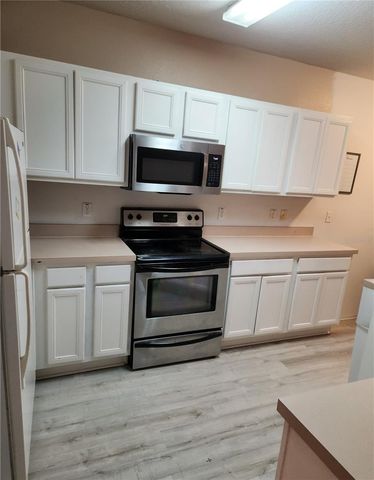 9611 CARLSDALE DRIVE, Riverview, FL 33578