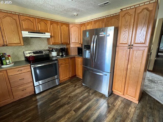 1627 MAPLE St, Myrtle Point, OR 97458