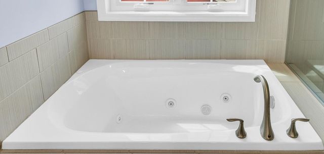 1709 E Horizon Lane, Urbana, IL 61802