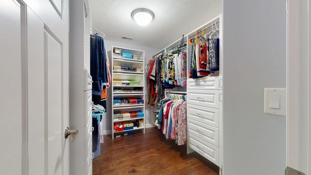 1709 E Horizon Lane, Urbana, IL 61802