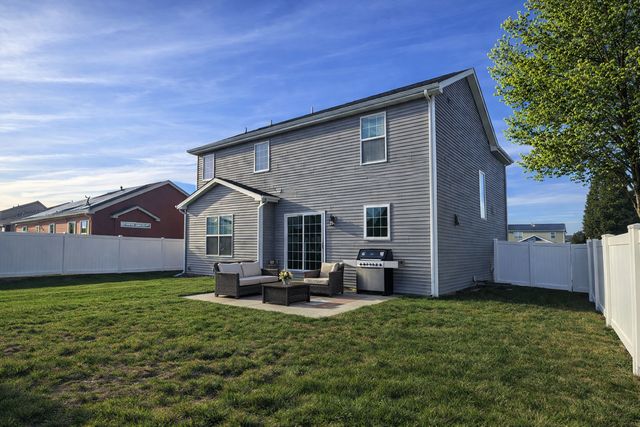 1709 E Horizon Lane, Urbana, IL 61802