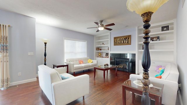 1709 E Horizon Lane, Urbana, IL 61802