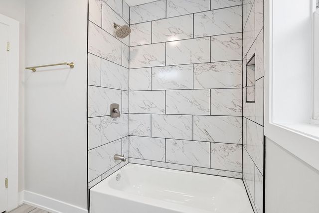 2510 Oak Park Avenue, Berwyn, IL 60402