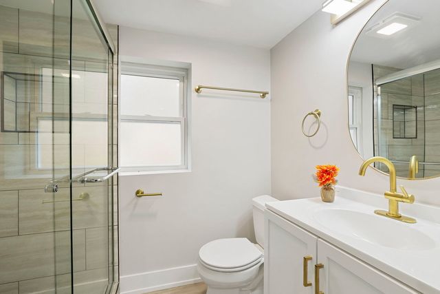 2510 Oak Park Avenue, Berwyn, IL 60402