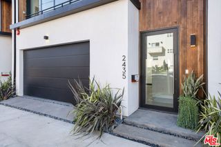 2435 S Penmar Avenue, Venice, CA 90291