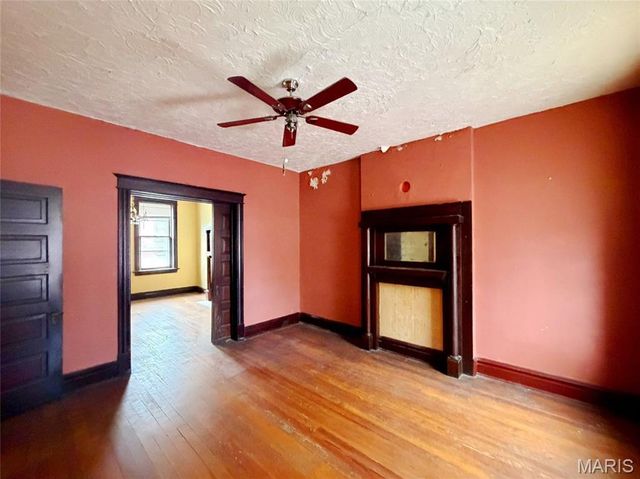 1211 Victor Street, St Louis, MO 63104