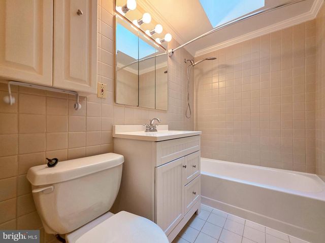 2419 FAIRHAVEN AVE, Alexandria, VA 22303