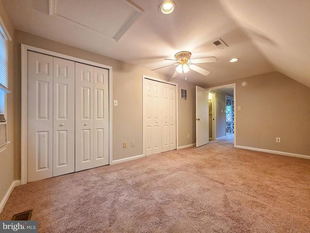 2419 FAIRHAVEN AVE, Alexandria, VA 22303