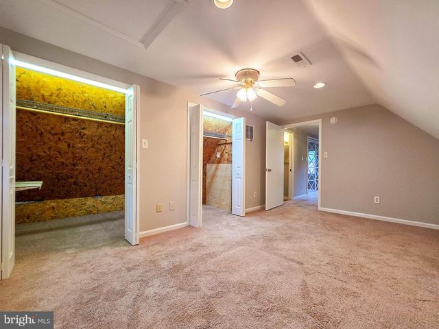 2419 FAIRHAVEN AVE, Alexandria, VA 22303