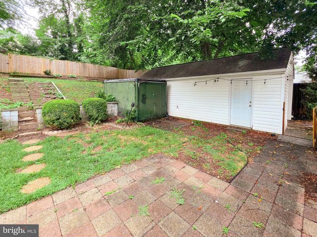 2419 FAIRHAVEN AVE, Alexandria, VA 22303