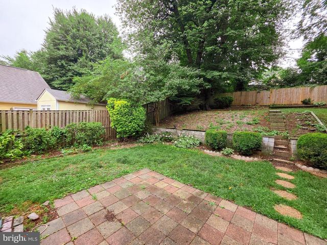 2419 FAIRHAVEN AVE, Alexandria, VA 22303