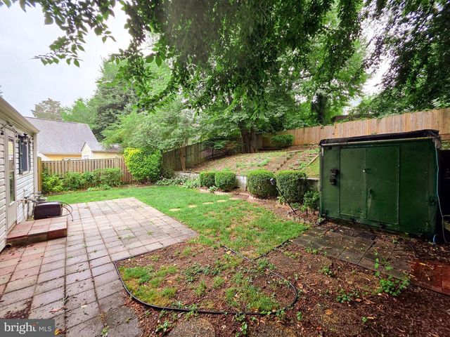2419 FAIRHAVEN AVE, Alexandria, VA 22303