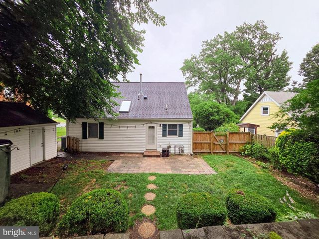 2419 FAIRHAVEN AVE, Alexandria, VA 22303