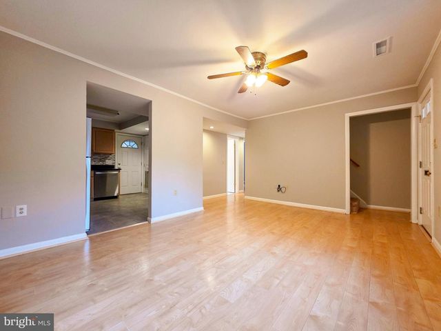 2419 FAIRHAVEN AVE, Alexandria, VA 22303