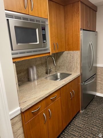 323 S 600 E, Salt Lake City, UT 84102