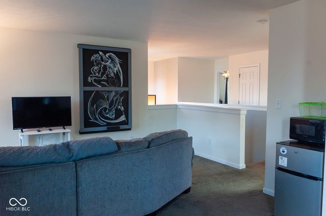 2478 Cedarmill Drive, Franklin, IN 46131