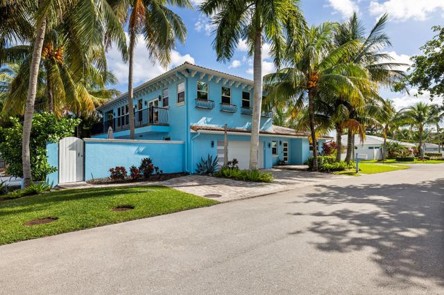 100 Neptune Drive, Hypoluxo, FL 33462