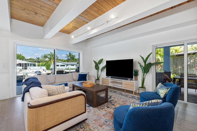 100 Neptune Drive, Hypoluxo, FL 33462