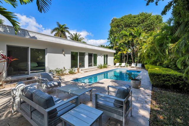 1386 S Atlantic Drive, Lantana, FL 33462
