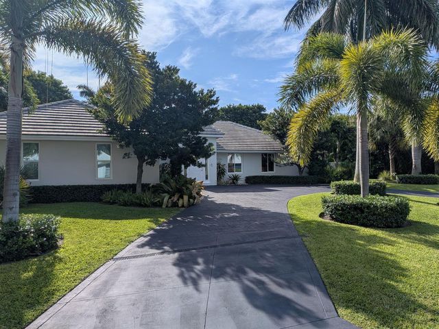 1386 S Atlantic Drive, Lantana, FL 33462
