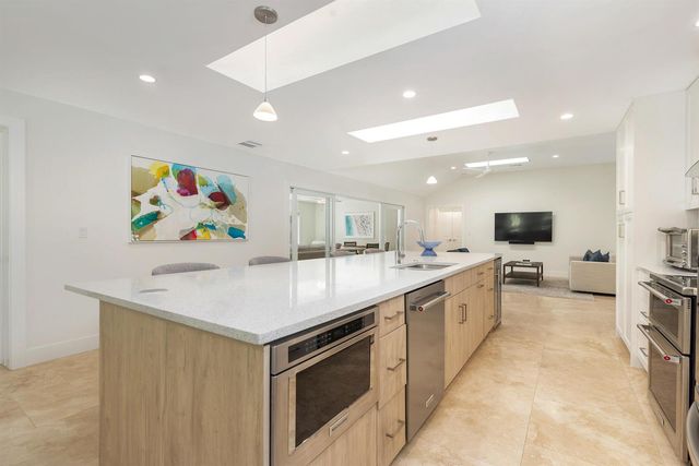 1386 S Atlantic Drive, Lantana, FL 33462