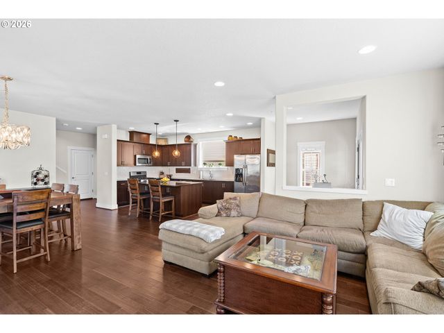 28432 Sw ORLEANS Ave, Wilsonville, OR 97070