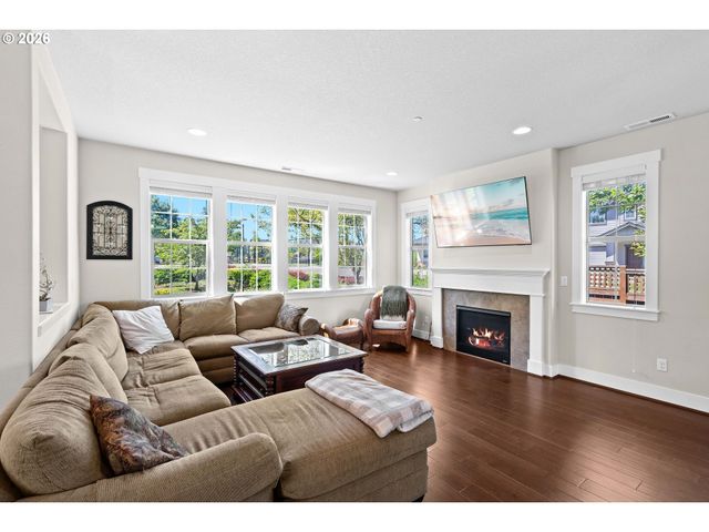 28432 Sw ORLEANS Ave, Wilsonville, OR 97070
