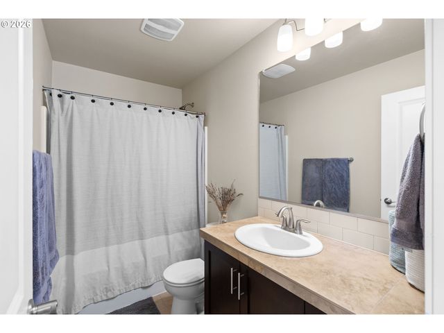 28432 Sw ORLEANS Ave, Wilsonville, OR 97070