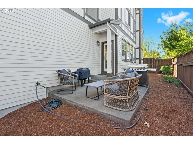 28432 Sw ORLEANS Ave, Wilsonville, OR 97070