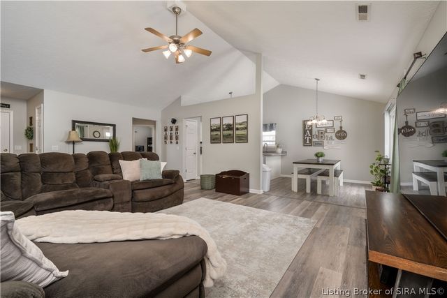 3551 Peach Tree Street, Jeffersonville, IN 47130