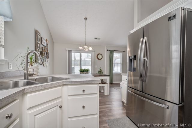 3551 Peach Tree Street, Jeffersonville, IN 47130