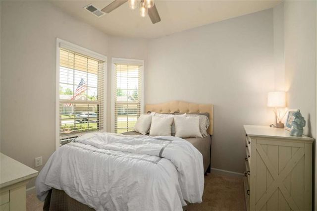 1260 Starboard Way, Greensboro, GA 30642