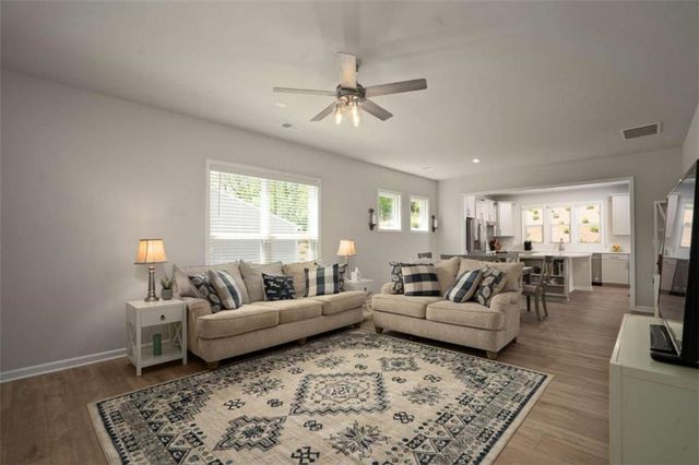 1260 Starboard Way, Greensboro, GA 30642