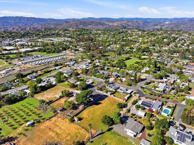 Sky Vista Way, Fallbrook, CA 92028