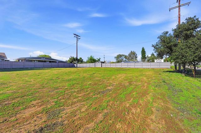 Sky Vista Way, Fallbrook, CA 92028