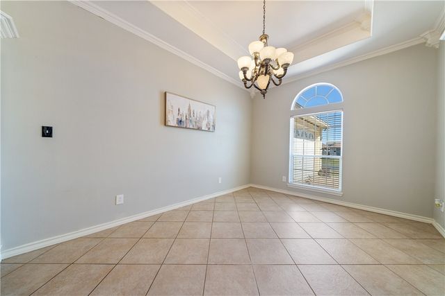 6825 Island Park Ct, Corpus Christi, TX 78414