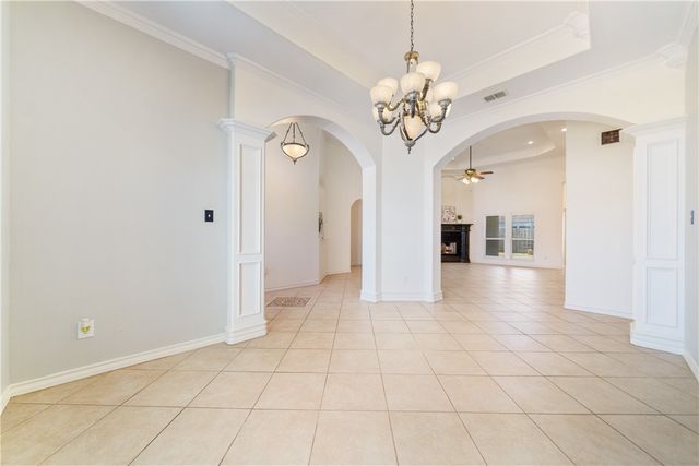 6825 Island Park Ct, Corpus Christi, TX 78414