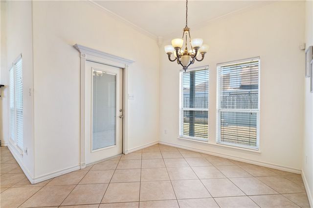 6825 Island Park Ct, Corpus Christi, TX 78414