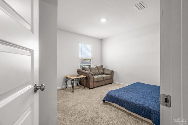 5570 Galahad Trl, Milton, FL 32583