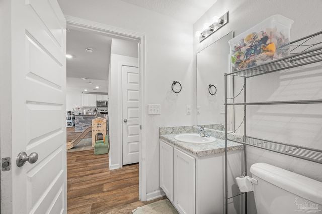 5570 Galahad Trl, Milton, FL 32583