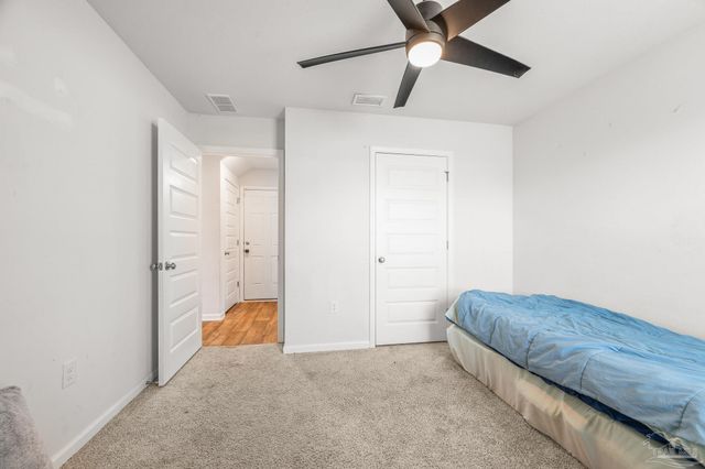 5570 Galahad Trl, Milton, FL 32583