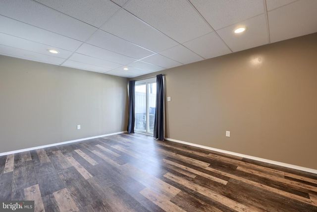 12 BILL DUGAN DR, Etters, PA 17319