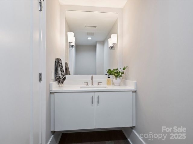 315 Arlington Avenue 2301, Charlotte, NC 28203