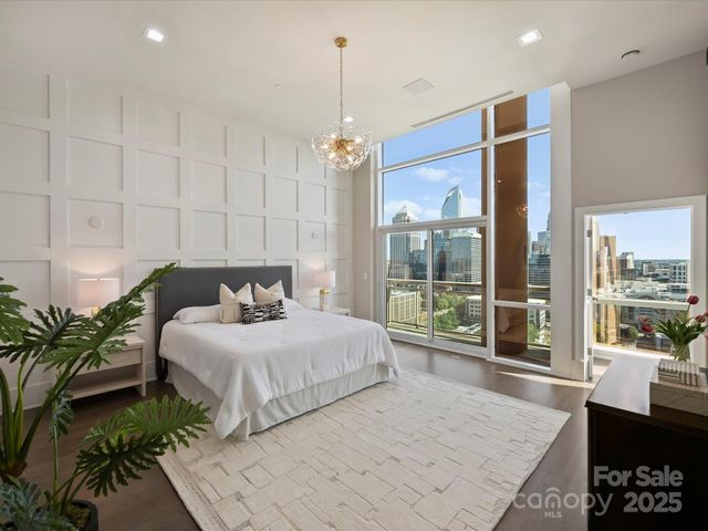 315 Arlington Avenue 2301, Charlotte, NC 28203