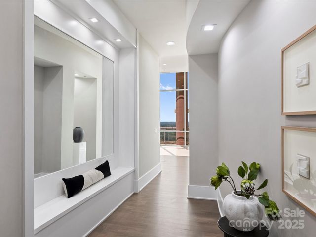 315 Arlington Avenue 2301, Charlotte, NC 28203