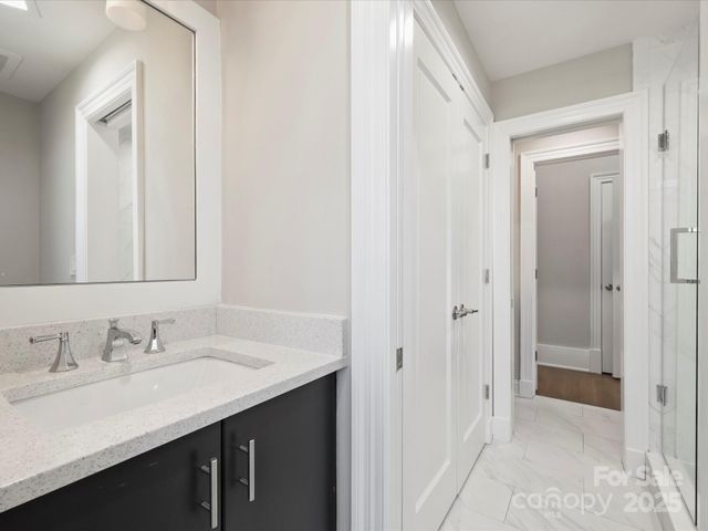 315 Arlington Avenue 2301, Charlotte, NC 28203