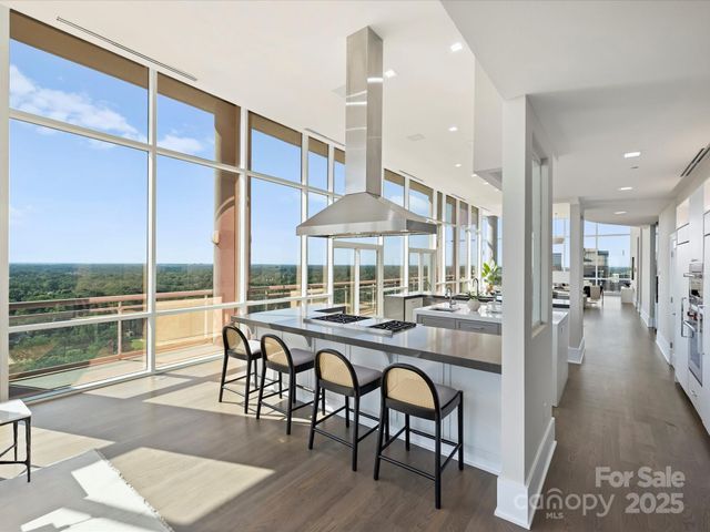 315 Arlington Avenue 2301, Charlotte, NC 28203