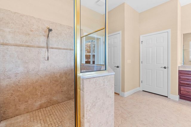 827 JOHN CRESSLER DRIVE, Seffner, FL 33584