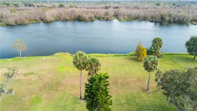 827 JOHN CRESSLER DRIVE, Seffner, FL 33584